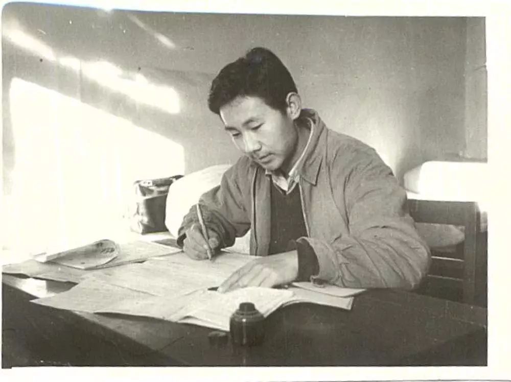 草原歌者腾格尔,腾格尔最开始是哪首歌火的