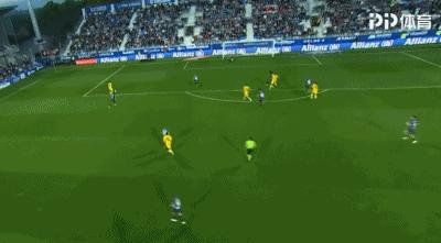 武磊伊格莱西亚斯视频,伊格莱西亚斯赞武磊