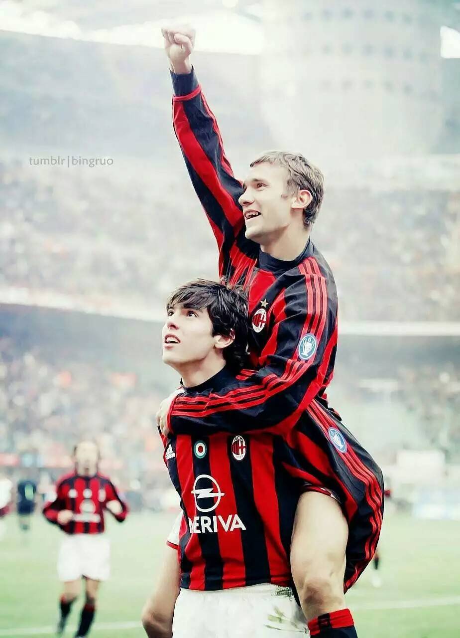 好看的足球壁纸高清,ac米兰壁纸高清全屏足球