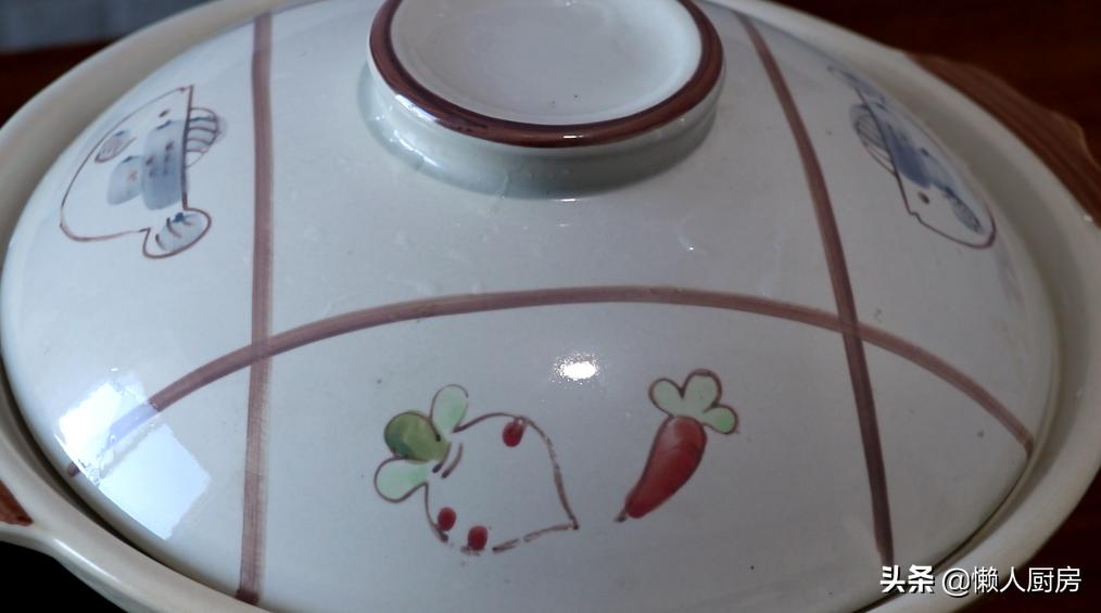 鸽子不用砂锅炖可以吗,鸽子和瘦肉炖汤放点什么材料