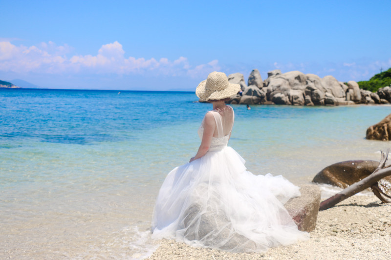 三亚一日游必买的婚纱 (三亚婚纱旅拍攻略)