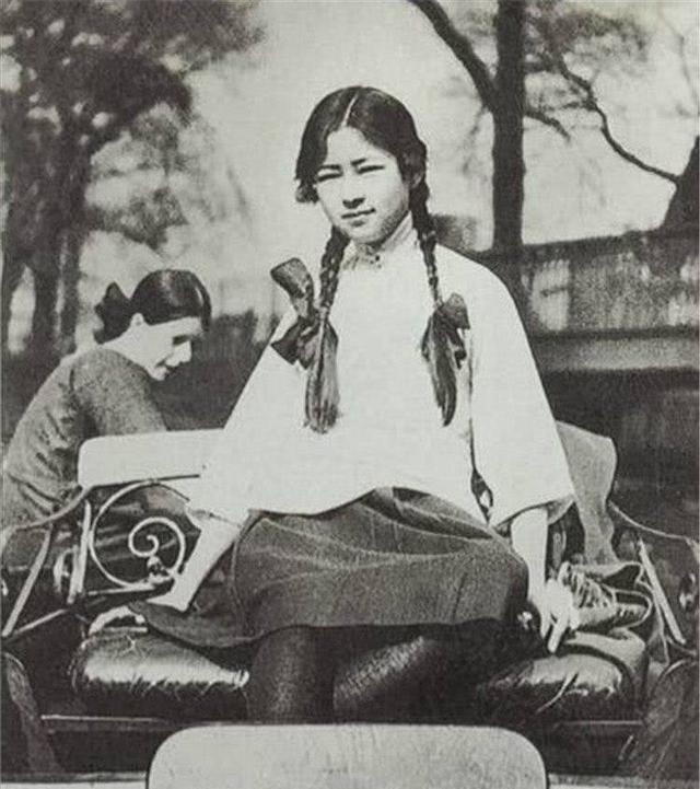 梁思成第二任妻子林洙的照片有吗,梁思成第二任太太林洙简介