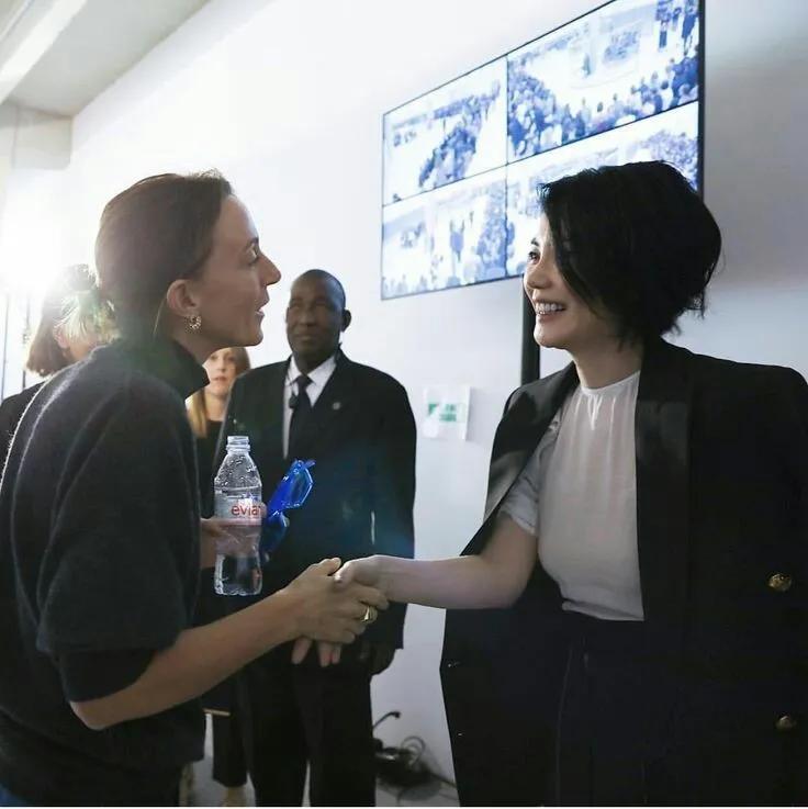 巴黎时装周王菲celine2018,celine王菲同款包