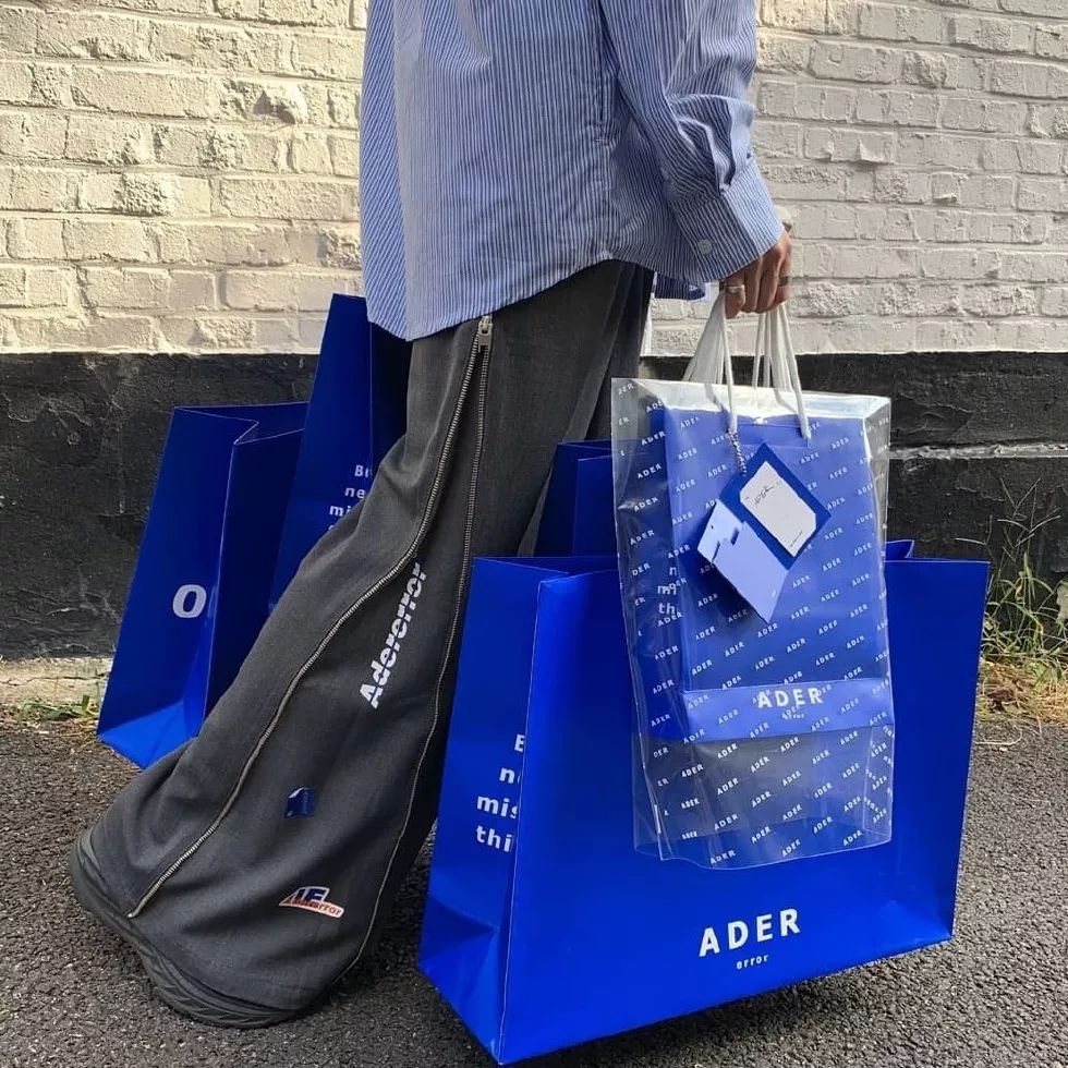 你穿的衣服这么土是大妈风吗,为啥我穿衣服总是那么土