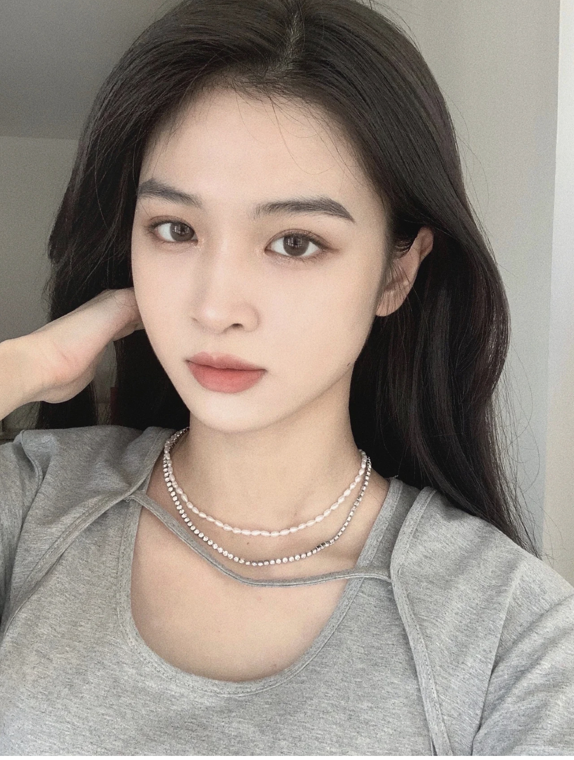 又显白又好看的口红色号,比较润且显白的口红