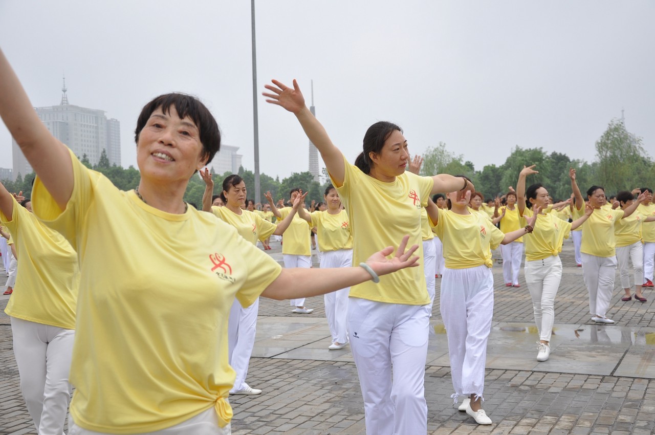 老有所乐农家院,老有所乐夕阳红视频