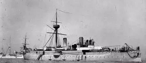 方伯谦丰岛海战无耻挂白旗,黄海再逃命撞沉友舰,舰长愤而自杀