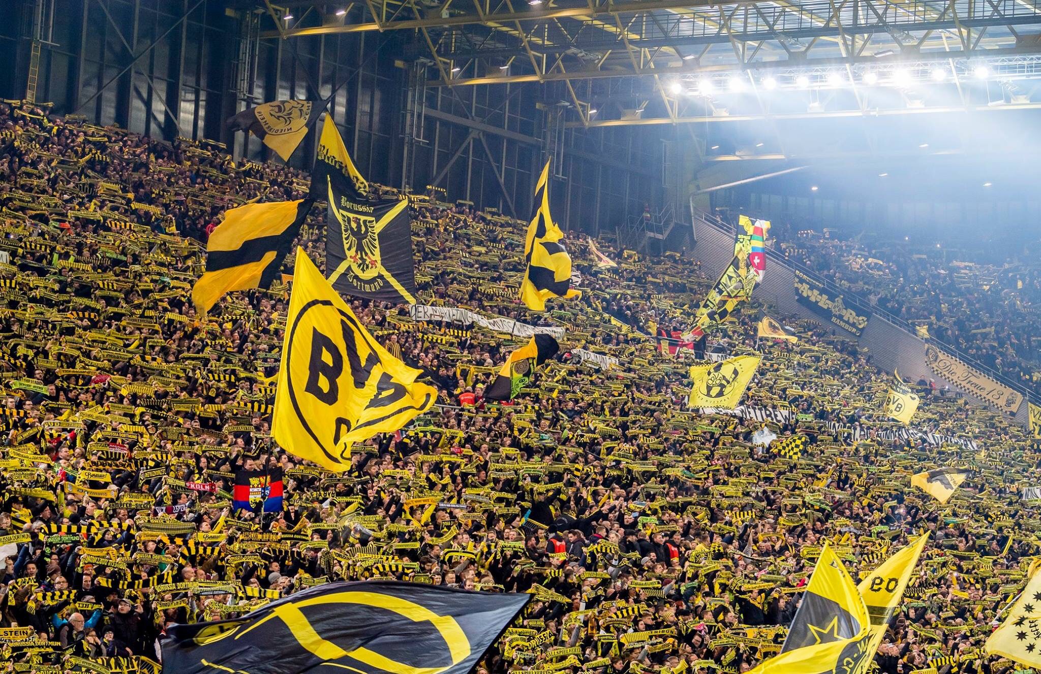 拜仁8000万后卫生涯迎来重大转折,拜仁惨遭惨案