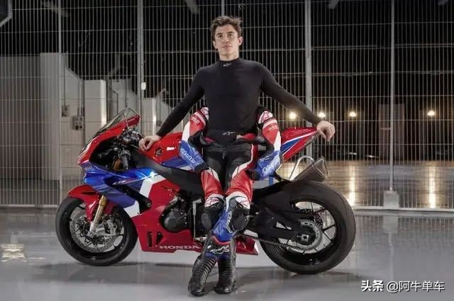 鏈敯cbr1000rr-r鍏ㄦ柊,鏈敯cbr1000rr-r鏃ユ湰鍞环