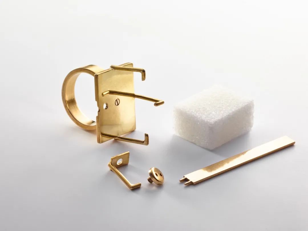 超现实珠宝首饰,超现实风格首饰设计