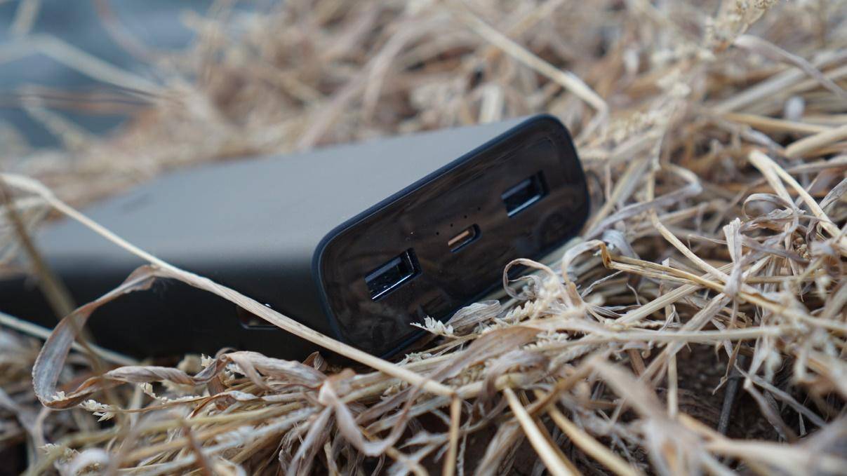 小米移动电源3闪充版使用说明书,小米移动电源3高配版和超级闪充