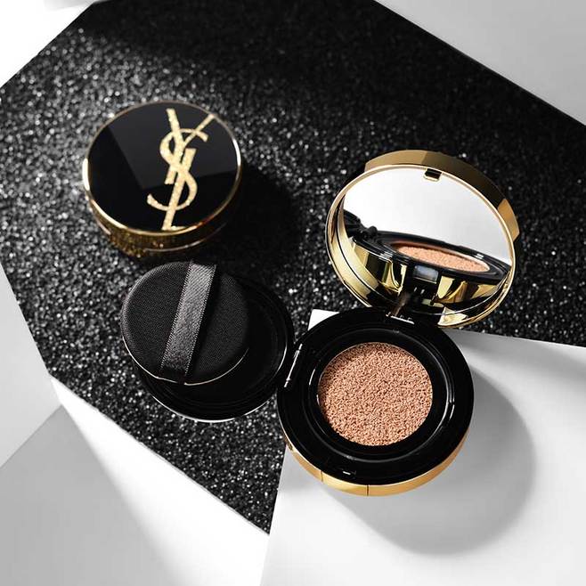 水光肌无瑕气垫,让你瞬间拥有水嫩肌肤