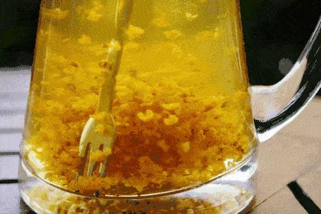 杭州街头的桂花又香了，emmm应该也挺好吃的吧