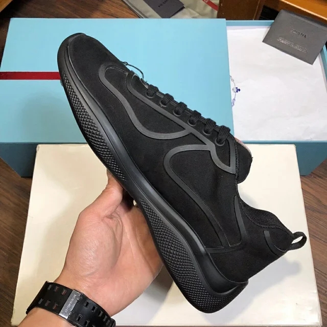 致敬普拉达,致敬科比签名版跑车