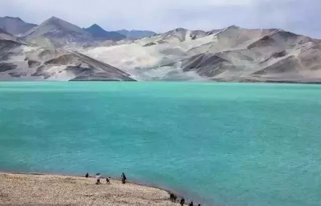 新疆喀什到巴基斯坦需要怎么过去,喀什通巴基斯坦公路