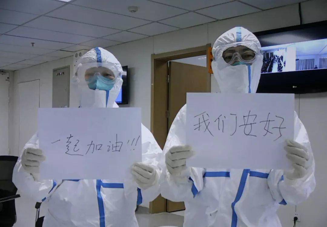 白衣作战袍，用爱守护“宁”