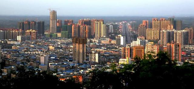 麓府,少数人拥有的优质湖畔岛居