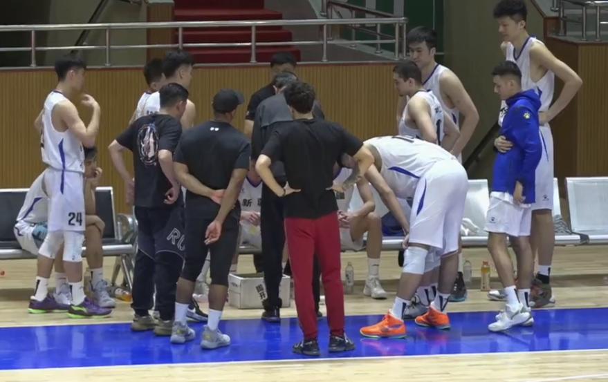 北京男篮逆转击败浙江广厦,北京男篮今日比赛消息