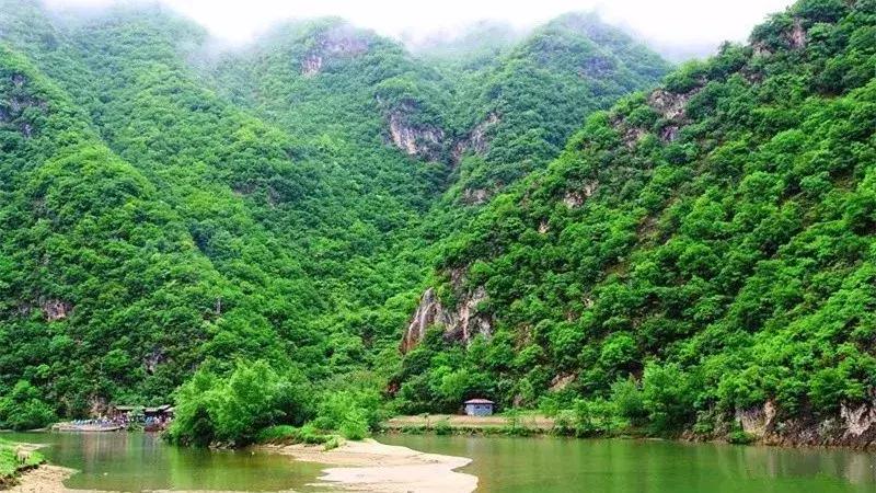 北国温泉二日自由行,赏南昆山山景泡温泉