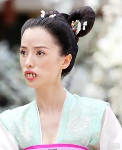 美人制造龅牙妹和曾文远吻戏,美人制造龅牙妹