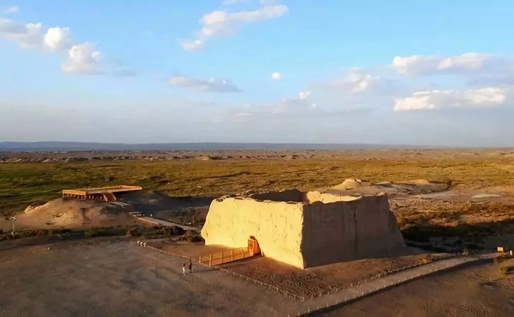 罗布泊无人区死亡之海以前的样子,新疆罗布泊死亡之海可以怎么去