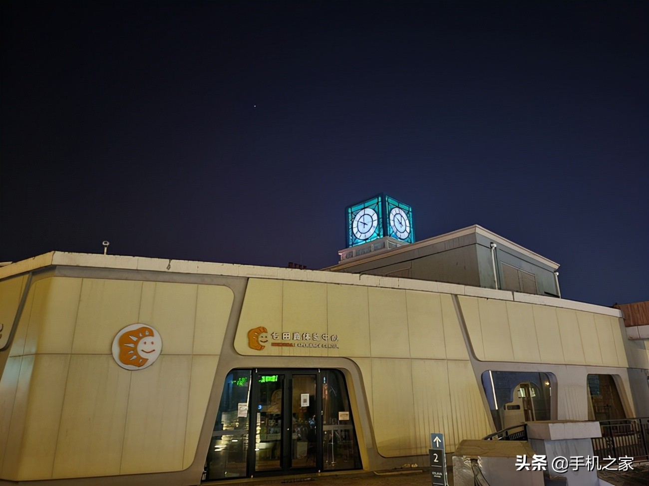 最新款三星折叠屏手机galaxy,三星折叠手机galaxyzfold35g