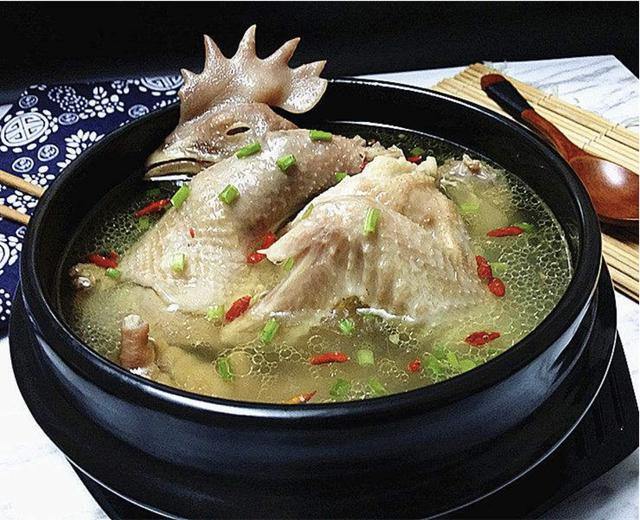 产后多久泌乳素会降低,月子里泌乳素高不好回奶吗