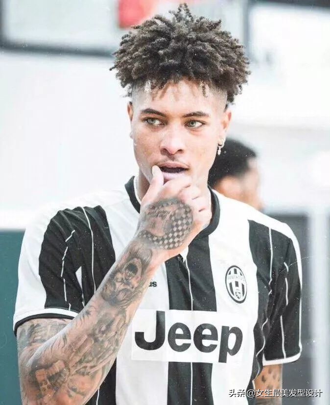 黑皮肤适合的发色卷发,黑皮肤适合烫什么发型好