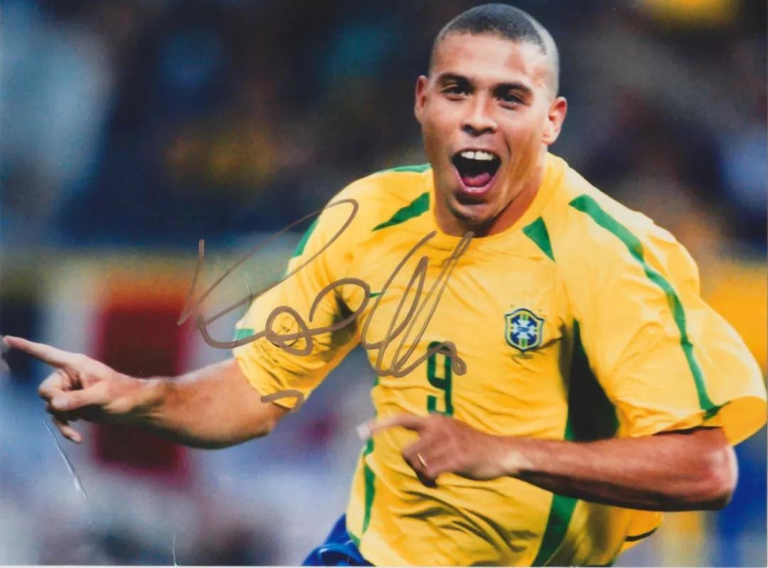 天下足球绝代双骄经典文案,天下足球中的经典文案