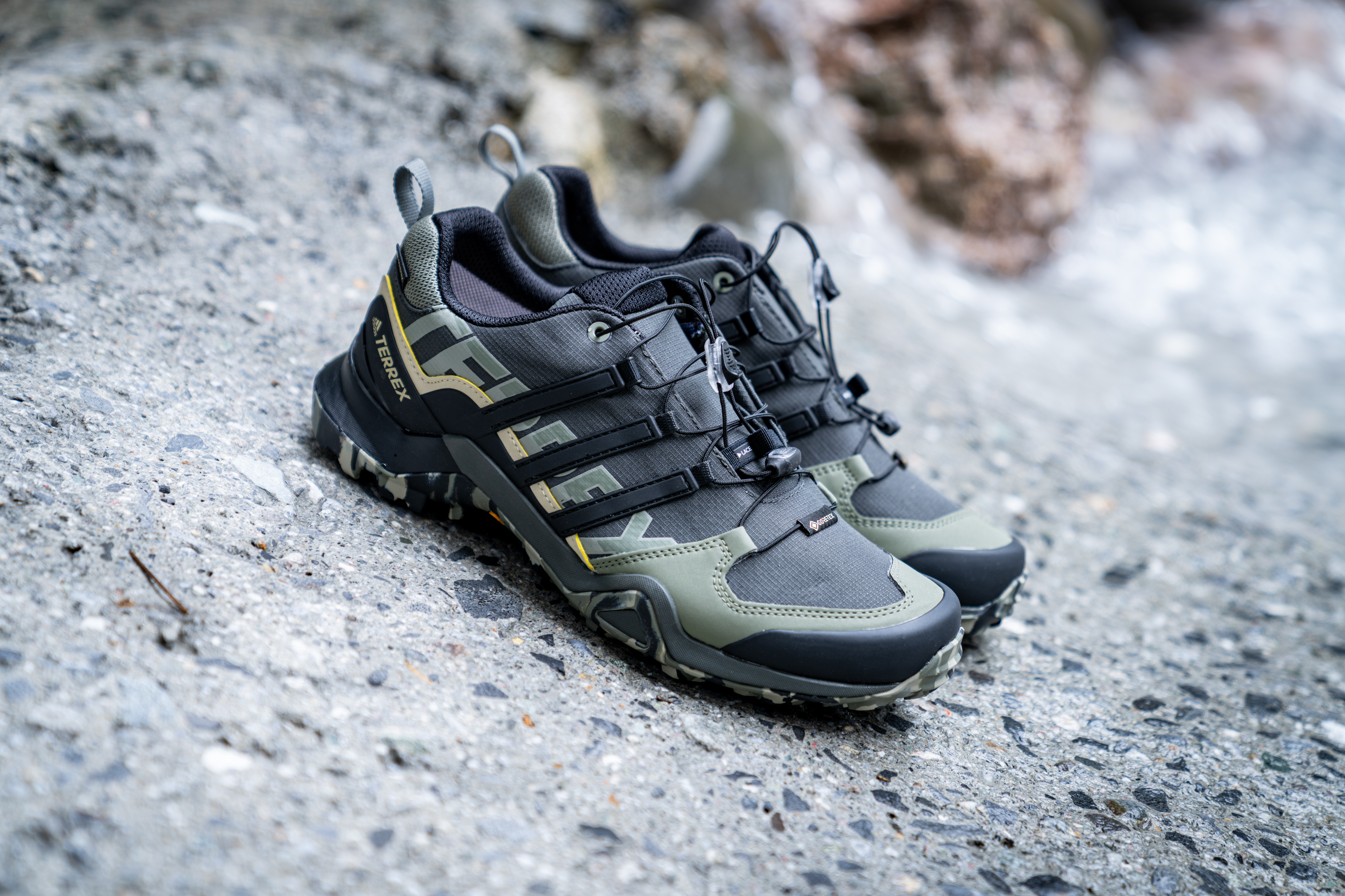 adidasterrex户外鞋卡其色,adidasterrex户外跑鞋评测