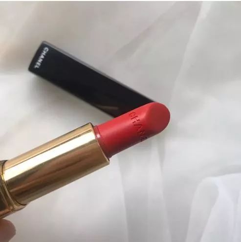 香奈儿丝绒56号和57号,香奈儿丝绒57