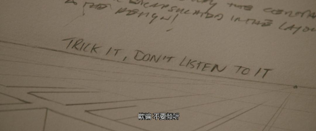 丈夫离奇自杀，竟化作鬼魂留在家中？看一眼镜子，没那么简单……