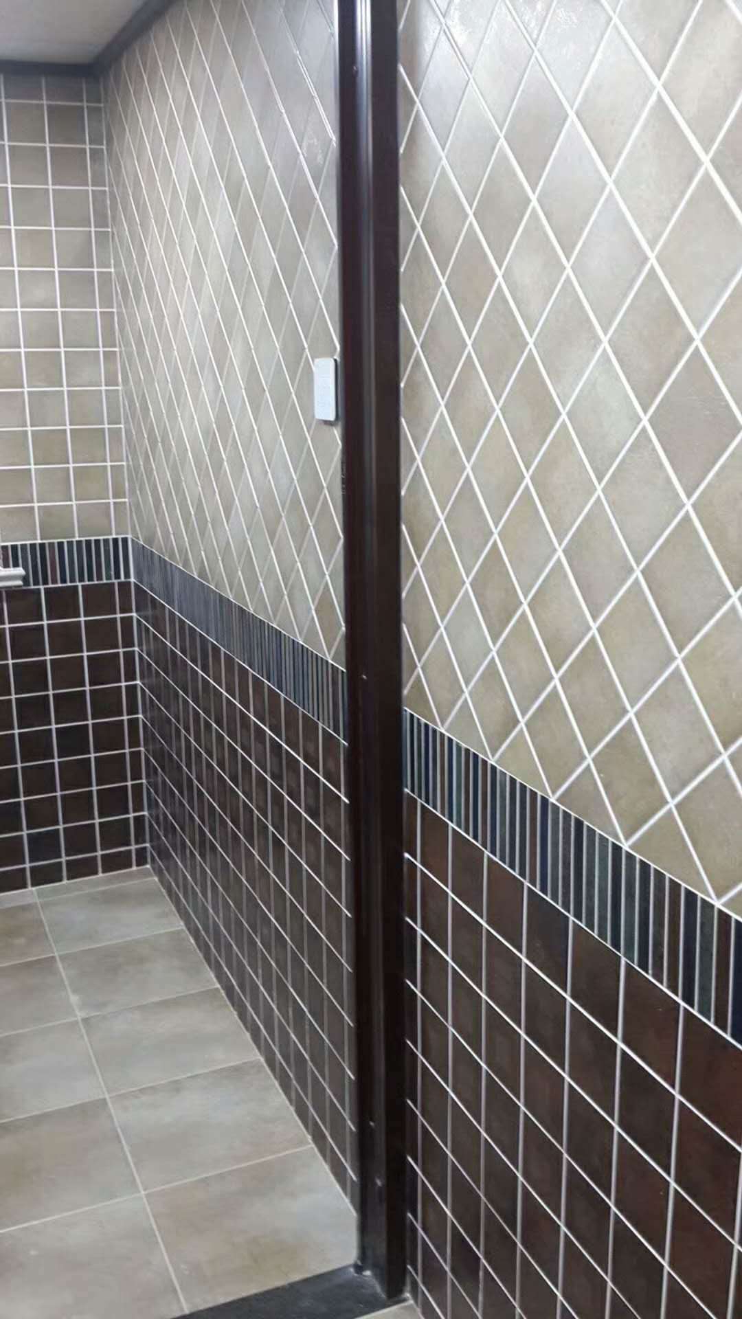 用什么样的美缝剂看不出缝隙,传统美缝剂可以做的缝隙消失么