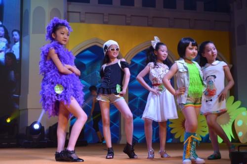 东莞服装批发一手货源哪里有,东莞服装批发市场拿货价格