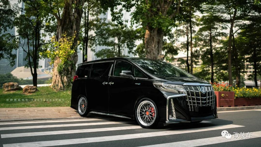 普通埃尔法改装世纪版,改装超帅埃尔法