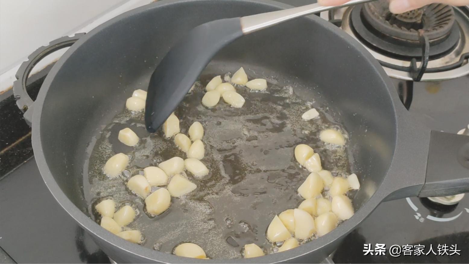 濂藉悆鐨勮挏棣欓奔鍋氭硶,瀹跺涵鐗堝ソ鍚冨張涓嬮キ鐨勮挏棣欓奔