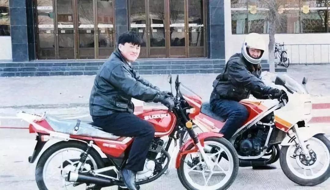 dl250是轻骑铃木还是豪爵铃木,uu125是轻骑铃木还是豪爵铃木