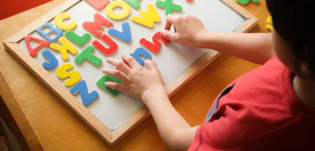 26个英文中字母正确拼写,26个英文字母漂亮的书写