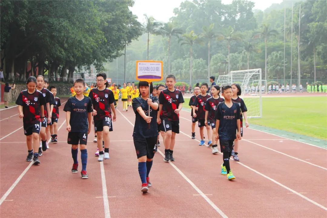 校园足球联赛拉开帷幕,点燃绿茵烽火