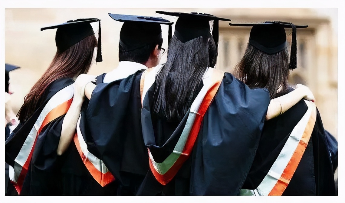 那些研究生是怎样走向崩溃的,那些研究生怎样走向崩溃的