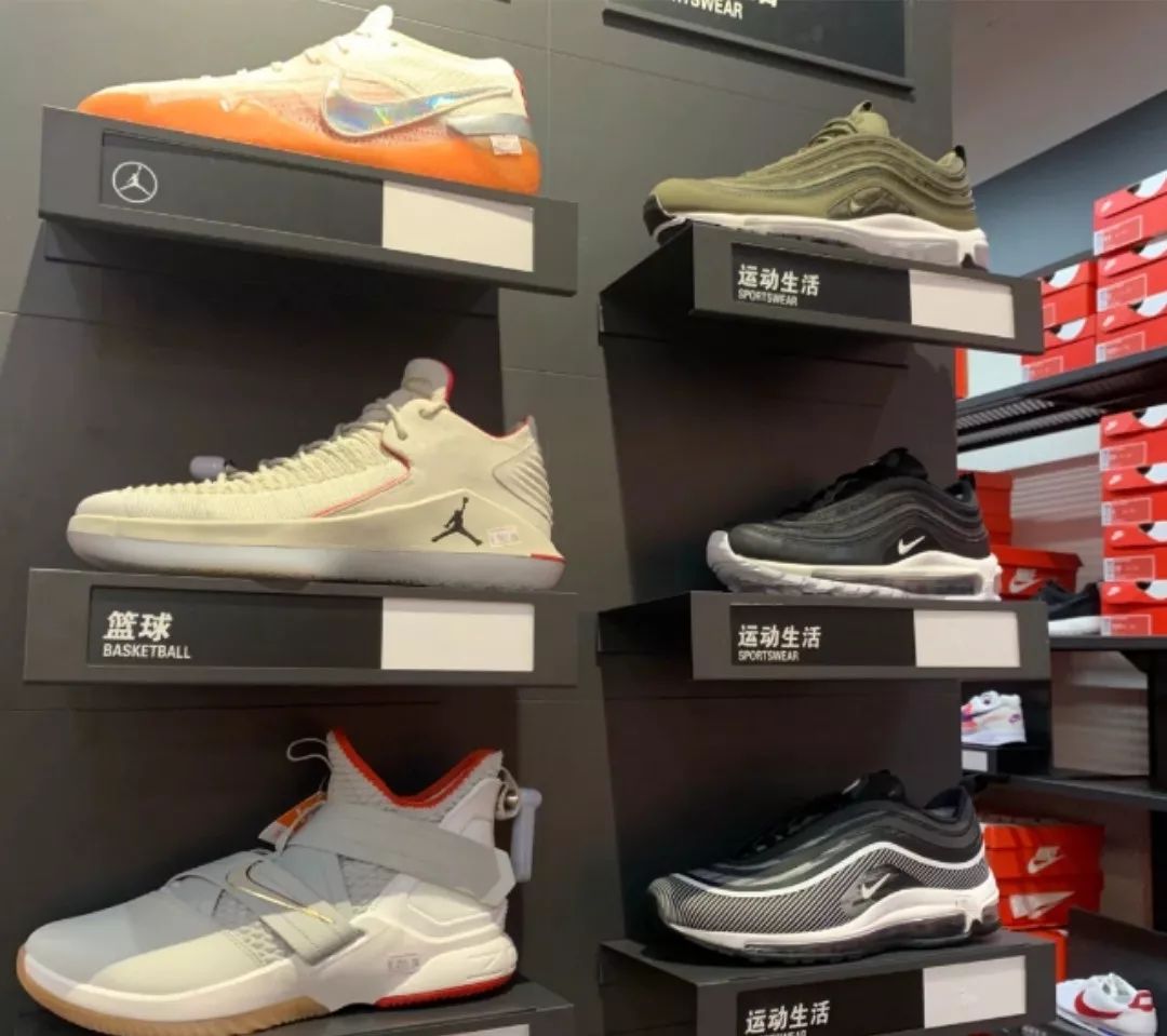 60块钱买回来的鞋,从哪里买阿迪耐克便宜正品