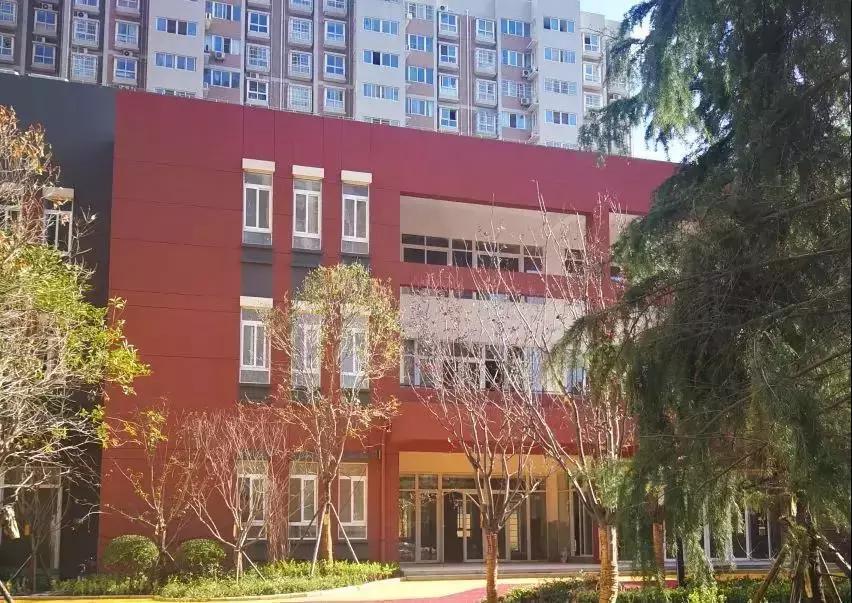 好奇！西安曲江这个“商铺”华丽变身名校！究竟长啥样呢？