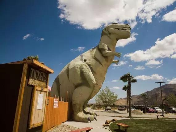 世界上最奇特的100个地方,世界十大奇特的景点