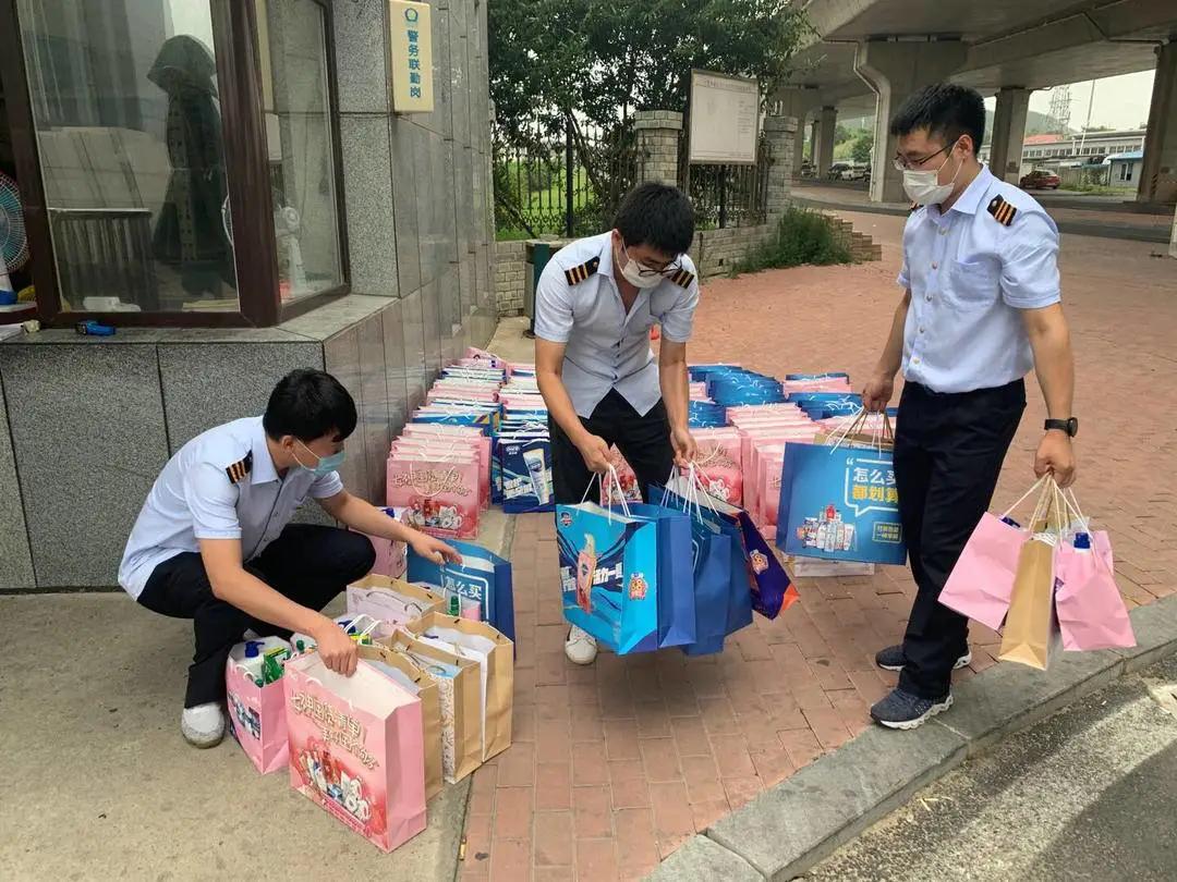 地铁暖心礼包,大连地铁暖心