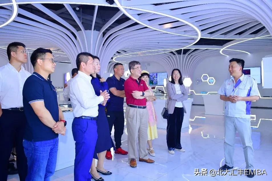 北大汇丰金融硕士导师海闻,北大汇丰商学院海闻