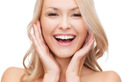 脸上有法令纹去除最好的方法,一般情况最早多大年龄出现法令纹