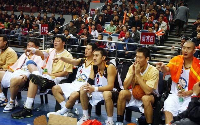 cba历史上球员单场,cba史上哪些球星砍下单场60+