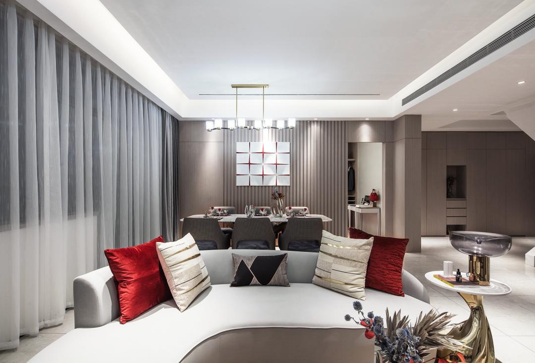 「香港方黄集团新作」静谧无忧桃花源vs烈艳蓝金Dior