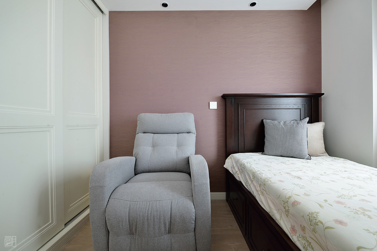 135平方米美式3房2厅精装修效果图,110平的美式风格三居清新优雅