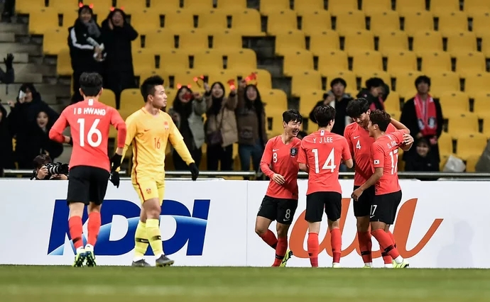 东亚杯中国男足vs韩国男足谁赢了,中国男足3比0胜韩国男足全场录播